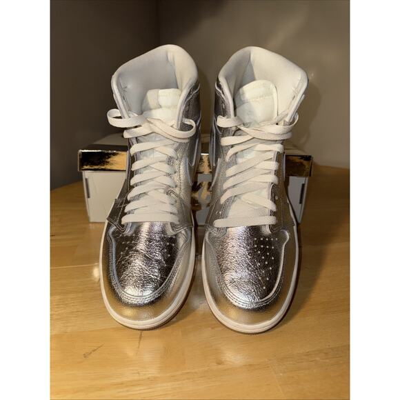 Emma Air Jordan 1 Retro Hi OG Metallic Chrome 11W